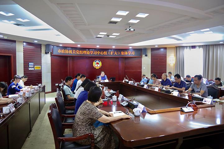 76461cbe33d843f89fe1442fa91cb932.jpg