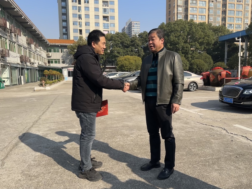 走访慰问现场