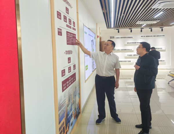 胡祖国带队赴咸阳等地开展课题调研
