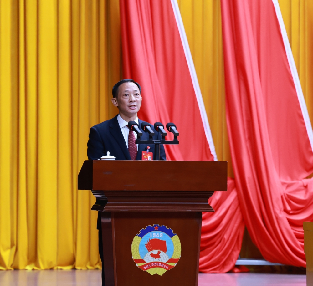 黄清宇（何加贝 拍摄）