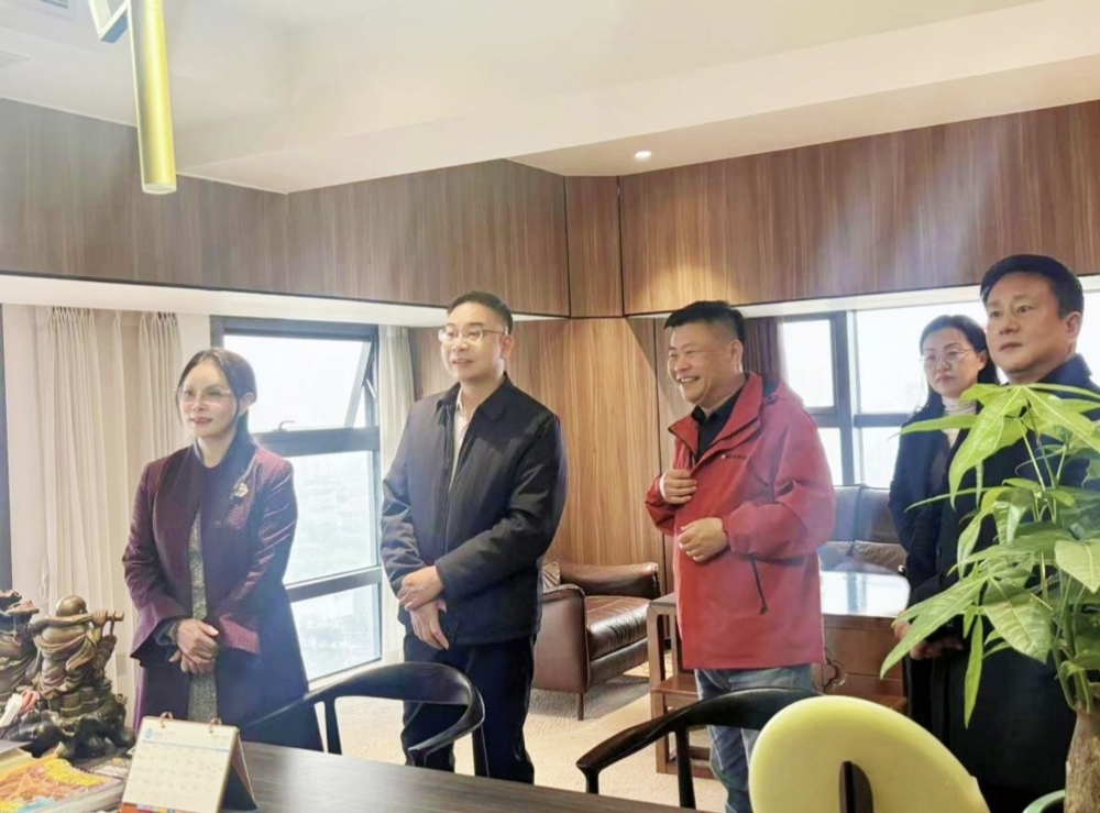 市政协领导带队开展企业服务专项调研