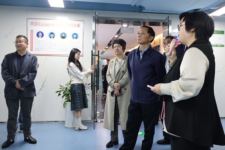 2.调研现场_副本