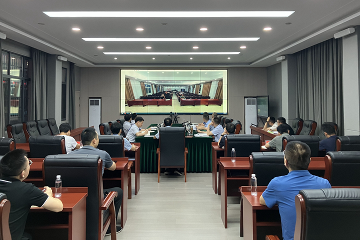 2.会议现场_副本