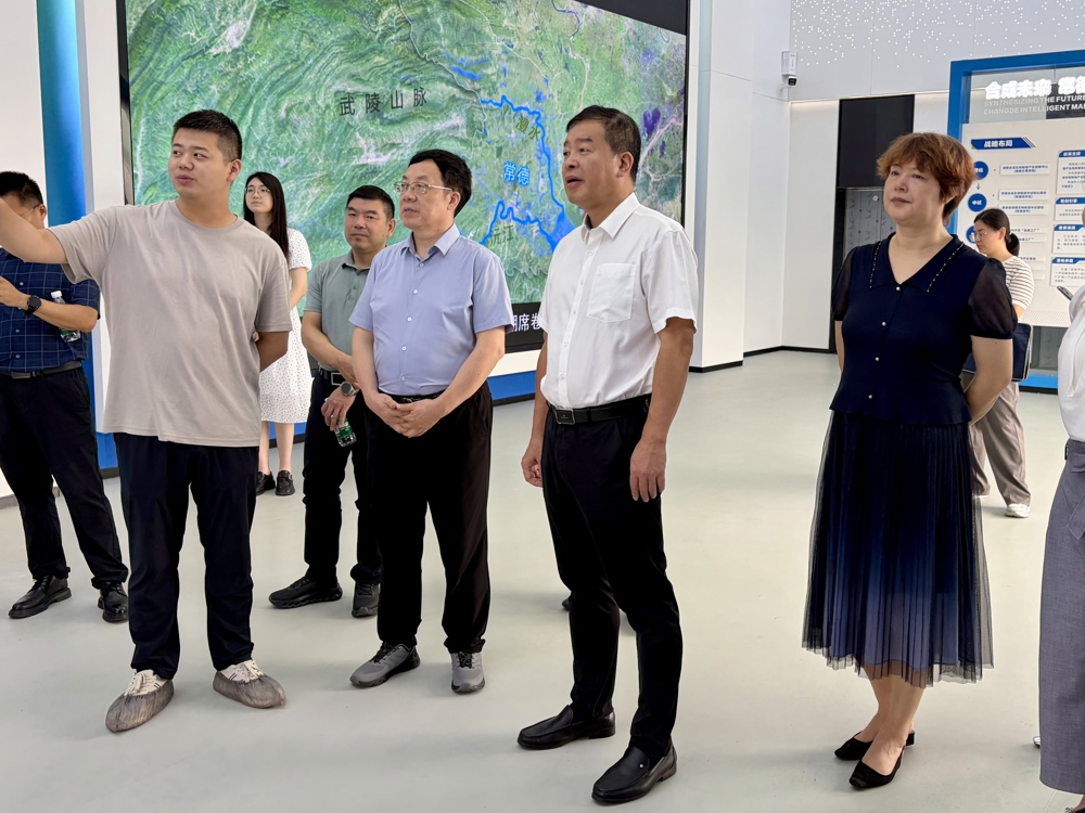 王鳌带队现场督办市政协重点提案
