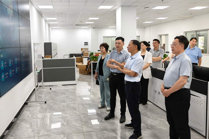黄清宇赴常德经开区调研数字产业发展